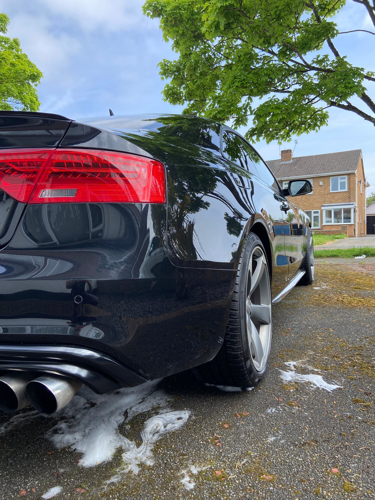 Exterior Valet