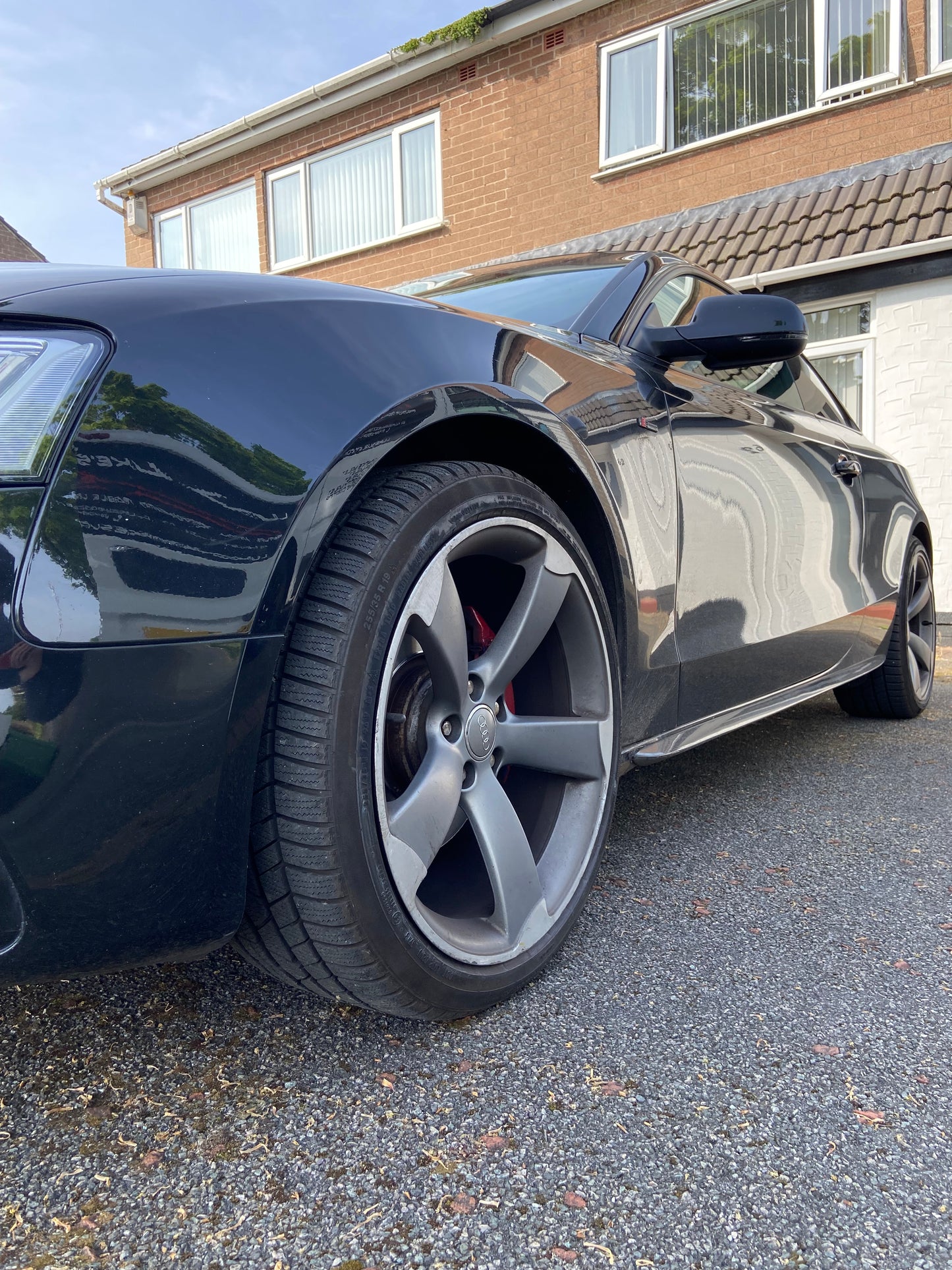 Exterior Valet