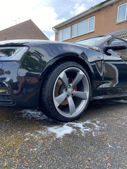 Exterior Valet