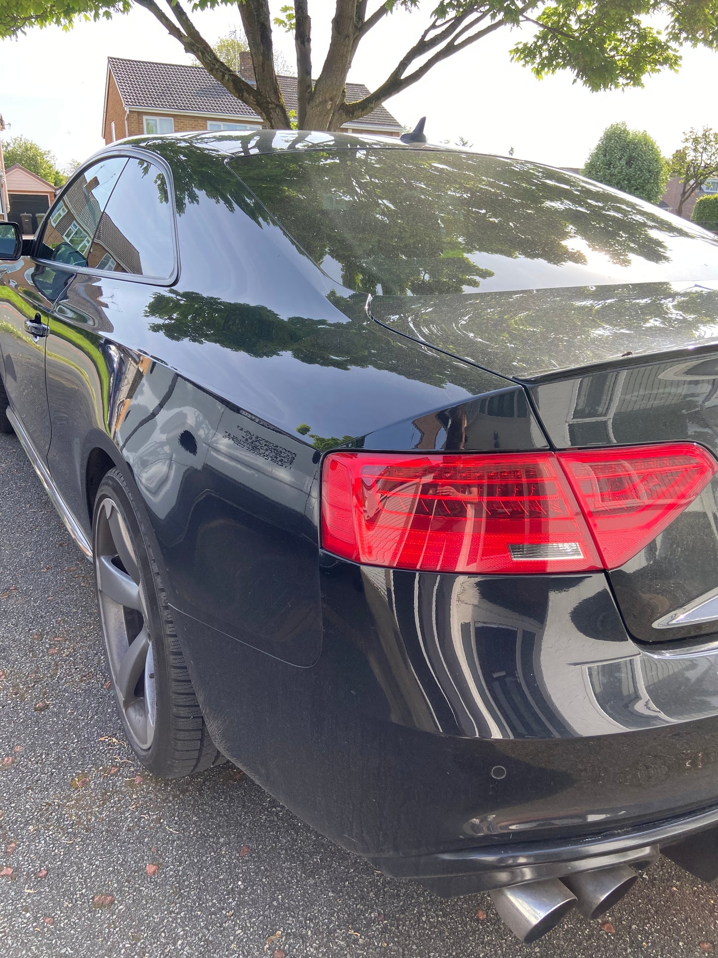 Exterior Valet